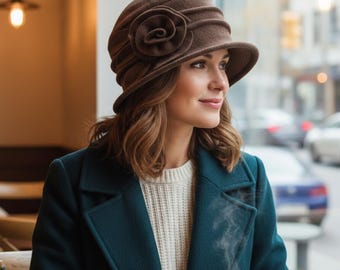 Sombrero cloche de fieltro 100 % lana, detalle de flor esculpida, estilo invernal inspirado en Gatsby