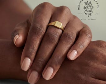 Dragon Outline Signet Ring • Bookish Romantasy Fantasy Jewelry