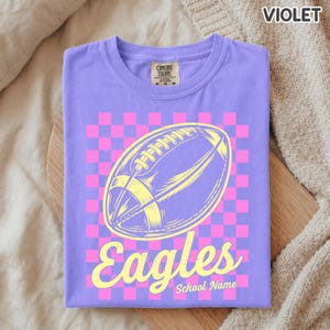Custom Football Checker Mom Comfort Colors® Shirt, Personalized Football Player Gift, Football Game Day Shirt, Game Day Tee Bild 3
