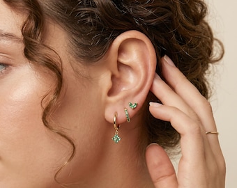 Groene bloem oorbellenset, 18 kt gold filled knuffels, groene kristallen hanger, stapel bloemen oorbellen, multi-piercing set, cadeau