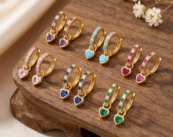 18K Gold Filled Heart Huggie Hoop Earrings paar kleurrijke CZ Heart Drop Hoops sierlijke minimalistische kraakbeen Helix kleine hoepels cadeau voor haar