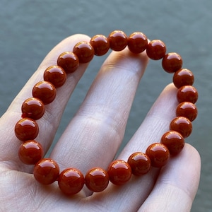 Premium Nanhong Agatarmband 8,3 mm | Rödorange Agatkristallarmband | Släta Glansiga Ädelstenspärlor | Stretcharmband 7 tum