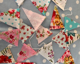 banderines pequeños, pancartas, banderas, gallardetes