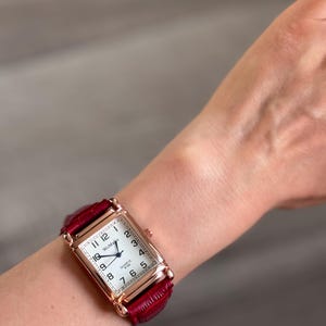 Rose Gold Rectangle Red Dial Quartz Watch, Leather Band  display picture 3