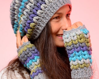 Set of beanie hat and fingerless mittens. Hippie crochet hat. Multicolored Gray merino slouch hat and beani.