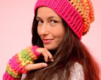 Colorful beanie and mittens set, Set of beanie hat and fingerless mittens. Fuchsia merino wool slouch hat