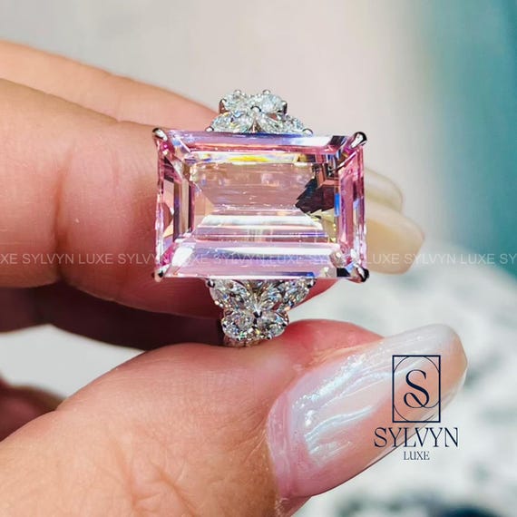 2.4 TCW Emerald Cut Pink IGI Certified Diamond Engagement Ring Lab Grown Diamond | Halo Engagement Ring | Luxury Statement Ring for Her