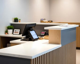 Fotos y vídeos cortos de la recepción de la oficina
