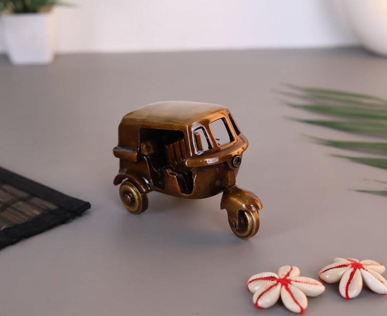 Handcrafted Brass Auto Rickshaw Miniature | Vintage Tuk Tuk Indian Showpiece, Desk Decor image 2
