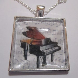 Piano with Music Notes Glass Silver Pendant