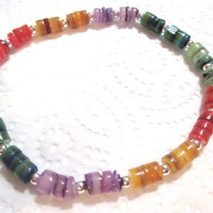 Bracelet perles coquillages multicolores