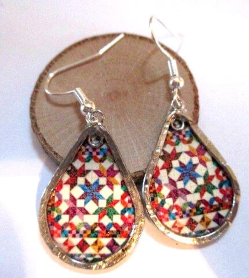 Paper Earrings - Quilt with Silver - paper jewelry image 1