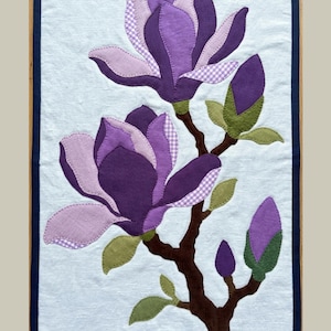 Purple Magnolia Applique Quilt Pattern PDF | Floral Quilt Pattern | Magnolia Patchwrok Sewing | Quilt Block Pattern