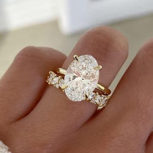 3.05 CT Oval Cut Moissanite Engagement Ring Set, Hidden Halo Wedding Ring Set, Oval Cut Bridal Ring Set, Vintage Marquise Cut Matching Band