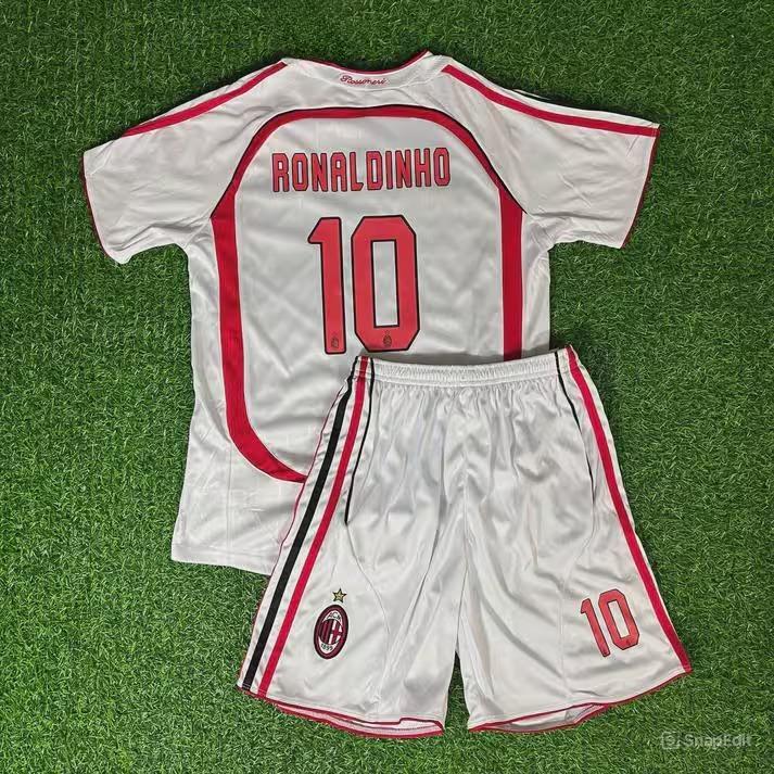 Maillot AC Milan Ronaldinho Blanc Taille S - Collector Années 2000 !