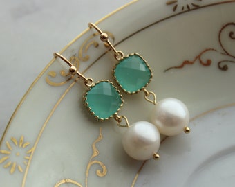 Pearl Earrings, Mint Earrings, Wedding Jewelry, Wedding Earrings, Bridal Party Gifts, Blue Bridesmaid Earrings, Mint Bridesmaid Jewelry