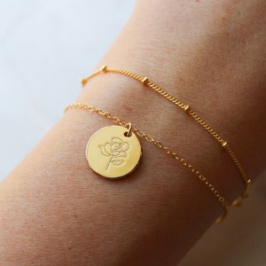 Gold Birth Flower Bracelet, Birth Flower Jewelry, Birth Month Flower Layering Bracelets, Personalized Mother Gift Minimalist Floral Bracelet