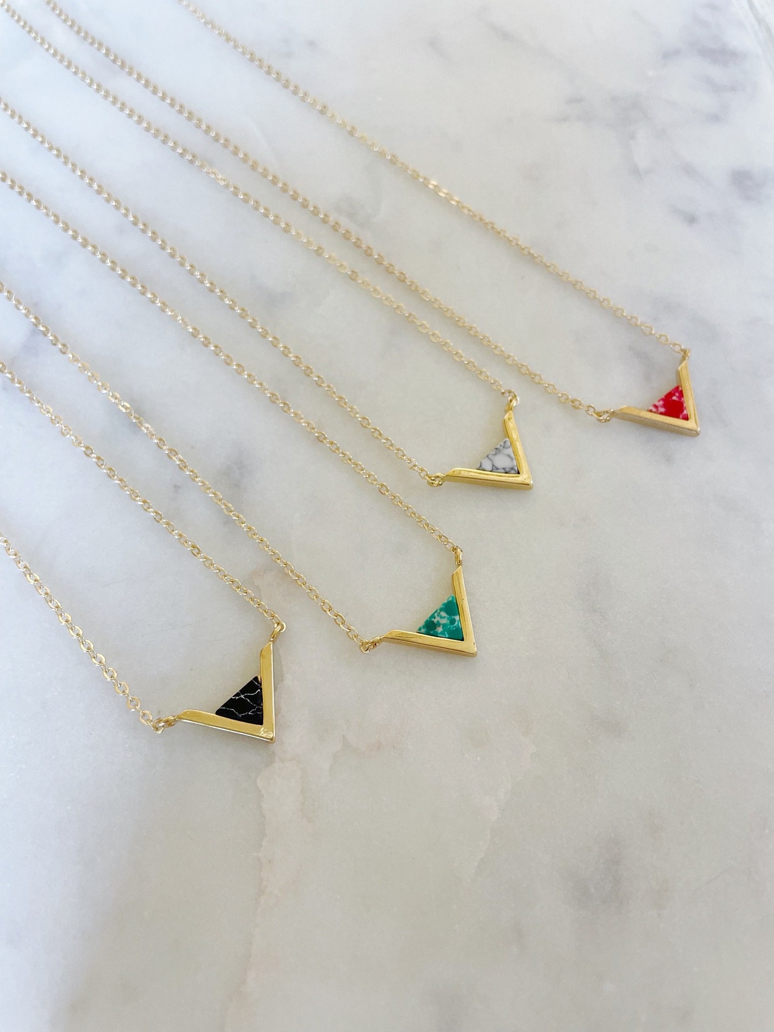 Triangular Jewellery Gold Triangle Necklace, Triangle Jewelry Geometric Necklace V Shaped ...