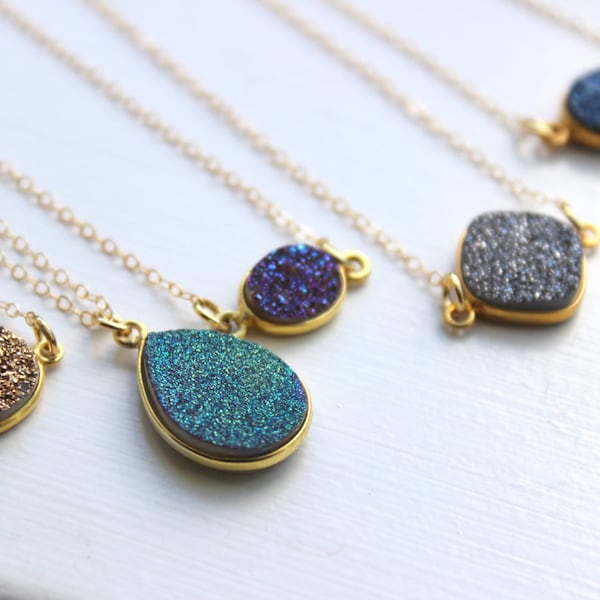 Collier en or Druzy, Drusy collier, bijoux Druzy, Drusy bijoux, pendentif Druzy, collier de pierres précieuses, Pierre collier, bleu violet Druzy Druzy