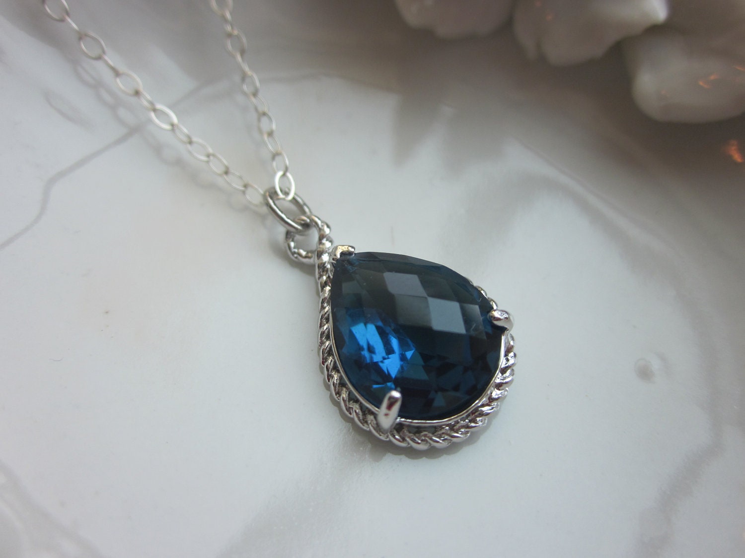 Sampson Necklace Blue main image 0