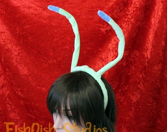 Thin tipped Antennae Headband For Bug / Insect / Alien or Fairy Fancy Dress and Cosplay
