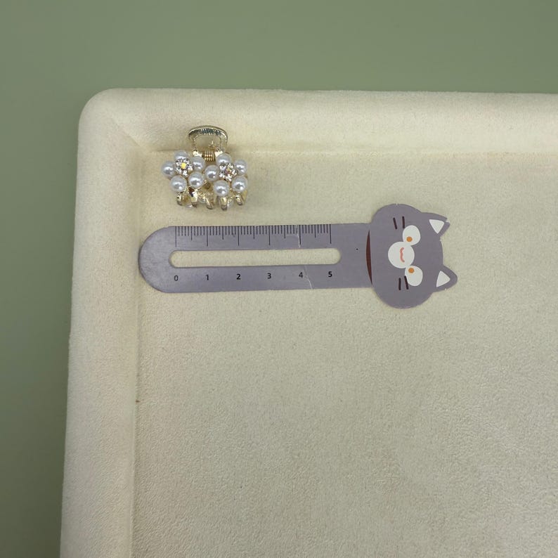 Double Pearl Flower Mini Hair Claw | Gold Daisy Jaw Clip With ...