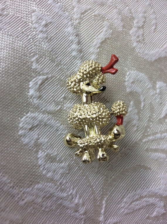 Little kitschy poodle pin - image 3