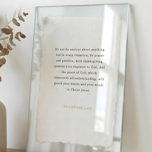 Filippesi 4:6–7 Non siate in ansia per nulla, stampa su carta di cotone fatta a mano 5"x7", carattere da macchina da scrivere, arte murale, regalo cristiano