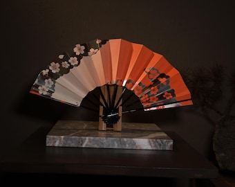 Abanico plegable japonés vintage rojo y negro – Degradado de flores de cerezo – Hecho en Japón