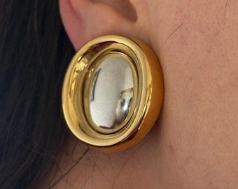 Pendientes de clip vintage en tono dorado – Pendientes llamativos con forma de cúpula gruesa – Joyería minimalista retro de los años 80 – Estilo clásico y atrevido
