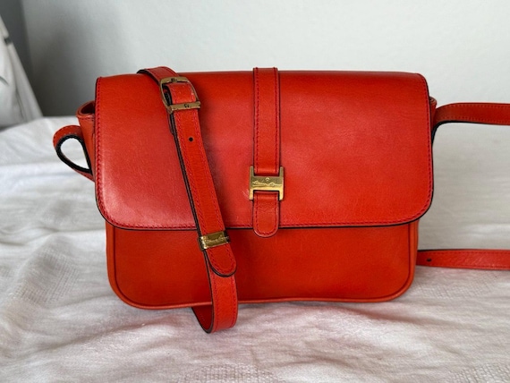 Vintage Etienne Aigner Red Leather Shoulder Bag | Structured Crossbody Bag | Gold Tone Hardware | Classic Aigner Handbag