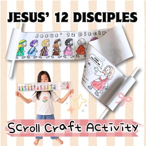 Może przedstawiać: Zestaw do rękodzieła w formie papierowego zwoju zatytułowany Jesus' 12 Disciples, zawierający ręcznie kolorowane ilustracje postaci w szatach. Zwój jest przymocowany do dwóch białych patyczków i przedstawia sekwencję postaci oraz scenę z napisem Come, Follow Me.