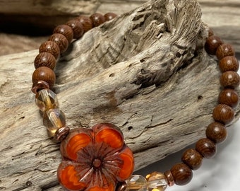 Orange Spring Flower Bracelet with Light Orange Fire Polish, Czech Glass Jewelry, Spring Stretch Bracelet, Womens Bracelet, Gift for Her
