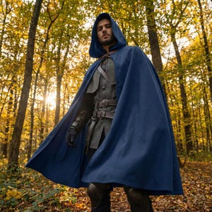 Capa vikinga con capucha para hombre: capa de guerrero medieval con cierre de correa, disfraz gótico de rol en vivo, túnica de cosplay de fantasía de mago elfo
