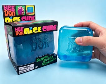 Nee Doh Nice Cube Squish Fidget Toy, Cubo Suave para Aliviar el Estrés, Juguete Sensorial para Calmar la Ansiedad, Regalo Antiestrés para Niños y Adultos