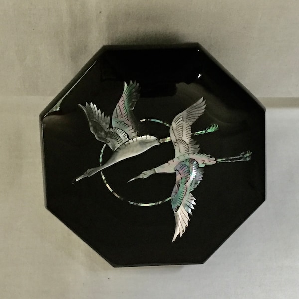 Mother of Pearl Inlay Cranes Lacquer Octagon Box