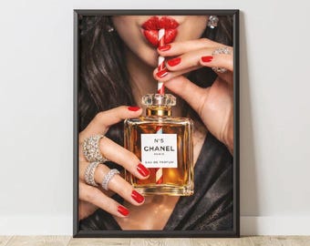Obra de arte inspirada en el perfume Chanel - Decoración de pared de lujo en París - Póster enmarcado