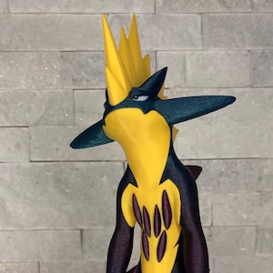 GrumpyMon Toxtricity Sammlerfigur, 3D gedruckte Pokémon inspirierte Display-Statue, lizenziertes Ahorn3D-Modell, Sammlerregaldekor