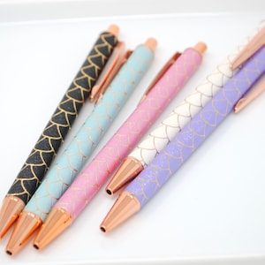 Stylo en écailles de sirène | Stylo à bille rétractable | Violet Rose Bleu Noir Or rose Stylos | Cadeaux mignons de papeterie | Bureau à domicile Fournitures scolaires