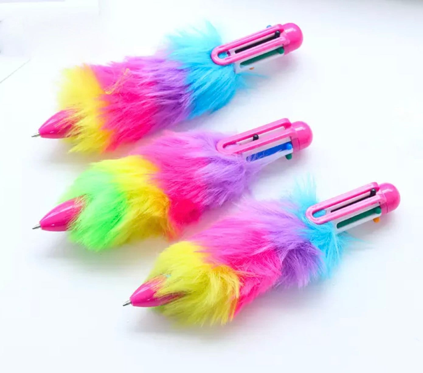 Outus 20 Pcs Rainbow Party Favor Pens Cute Fluffy Fuzzy Pens Fun Pens Gifts  for Kids Classroom Rainbow Birthday Party Favors