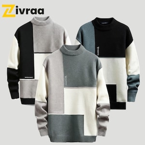 Könnte beinhalten: Drei Colorblock-Pullover mit Stehkragen. Die Pullover haben ein geometrisches Design mit schwarzen, weißen und grauen Paneelen. Der Markenname "Zivraa" ist in gelben Buchstaben oben links abgebildet. Die Pullover sind aus weichem Strickmaterial.