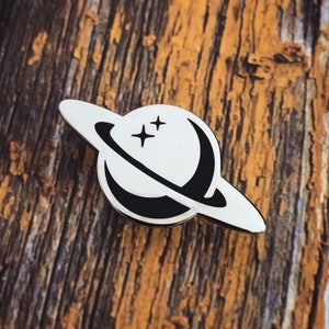 Retro Planet with Rings Enamel Pin