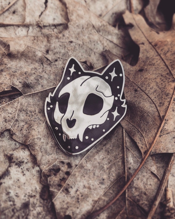 Space Cat Enamel Pin - 1.25 Inches - Witchy Pin - Black Magic Fashion - Pet Skull - Punk Witch - Witchcraft Aesthetic Jewellery