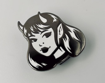 Wicked Babe Emaille Pin