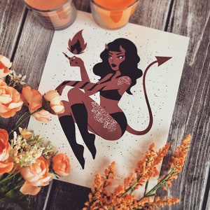 Impression d'art allumer une flamme - sérigraphie faite main - jolie fille démoniaque