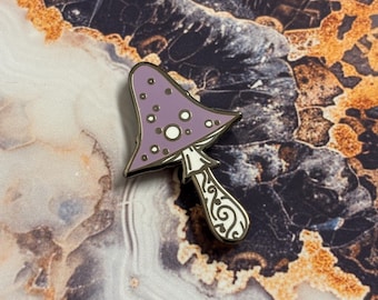Enchanted Cap Emaille Pin - Limitiert Ed von 100