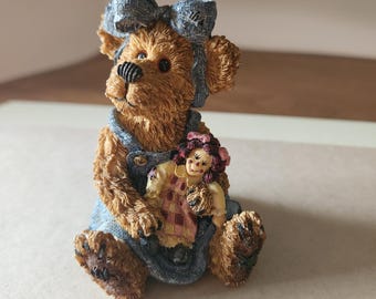 2000 Boyds Bears Bearstone "Sally Quignapple with Annie" Figurine #227760