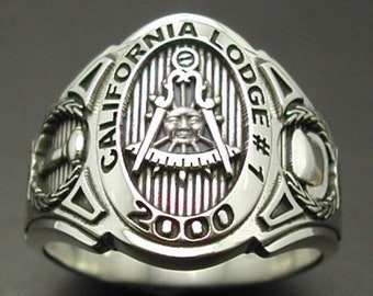 Anillo masónico con bisel personalizado de Past Master en plata de ley ~ Estilo 018C