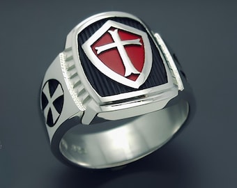 Knights Templar Masonic Cross ring in Sterling Silver With Red Shield ~ Style 014