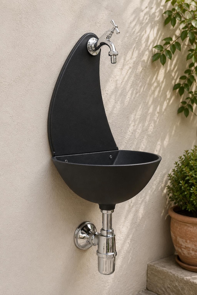 Luna Wall Fountain – Aluminum Garden Fountain with Brass Tap and Siphon | Made in Italy | Outdoor Wall Fountain Ottone Cromato